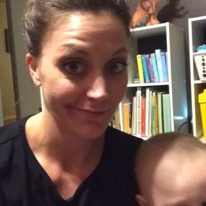 Meet your Posher, Lacey